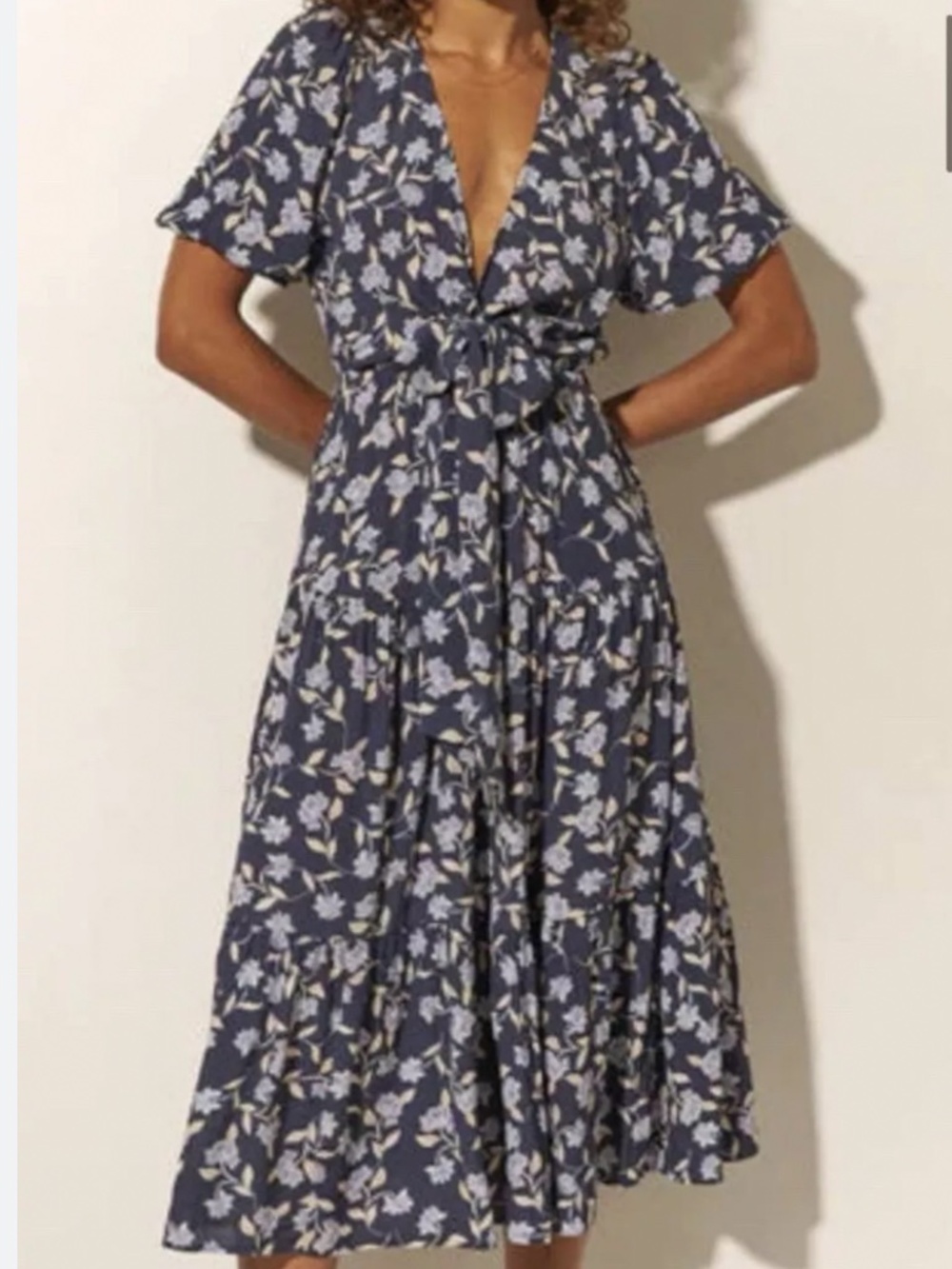 Kivari Jeanne Tie Front Midi Dress